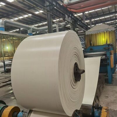 acheter Cintures de convoyeur en caoutchouc blanc NN 3-12 couches 15Mpa Résistance à la traction online manufacture