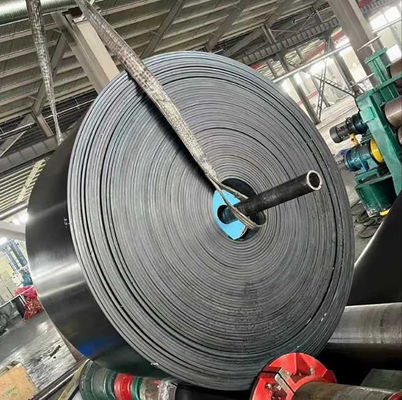Ceinture de convoyeur de câble en acier ST800 avec une résistance à la traction et à l'impact supérieures